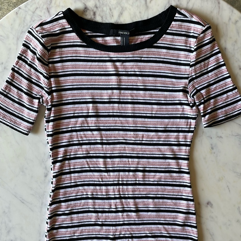 Forever 21 Super Stretchy Striped Dress Size Medium